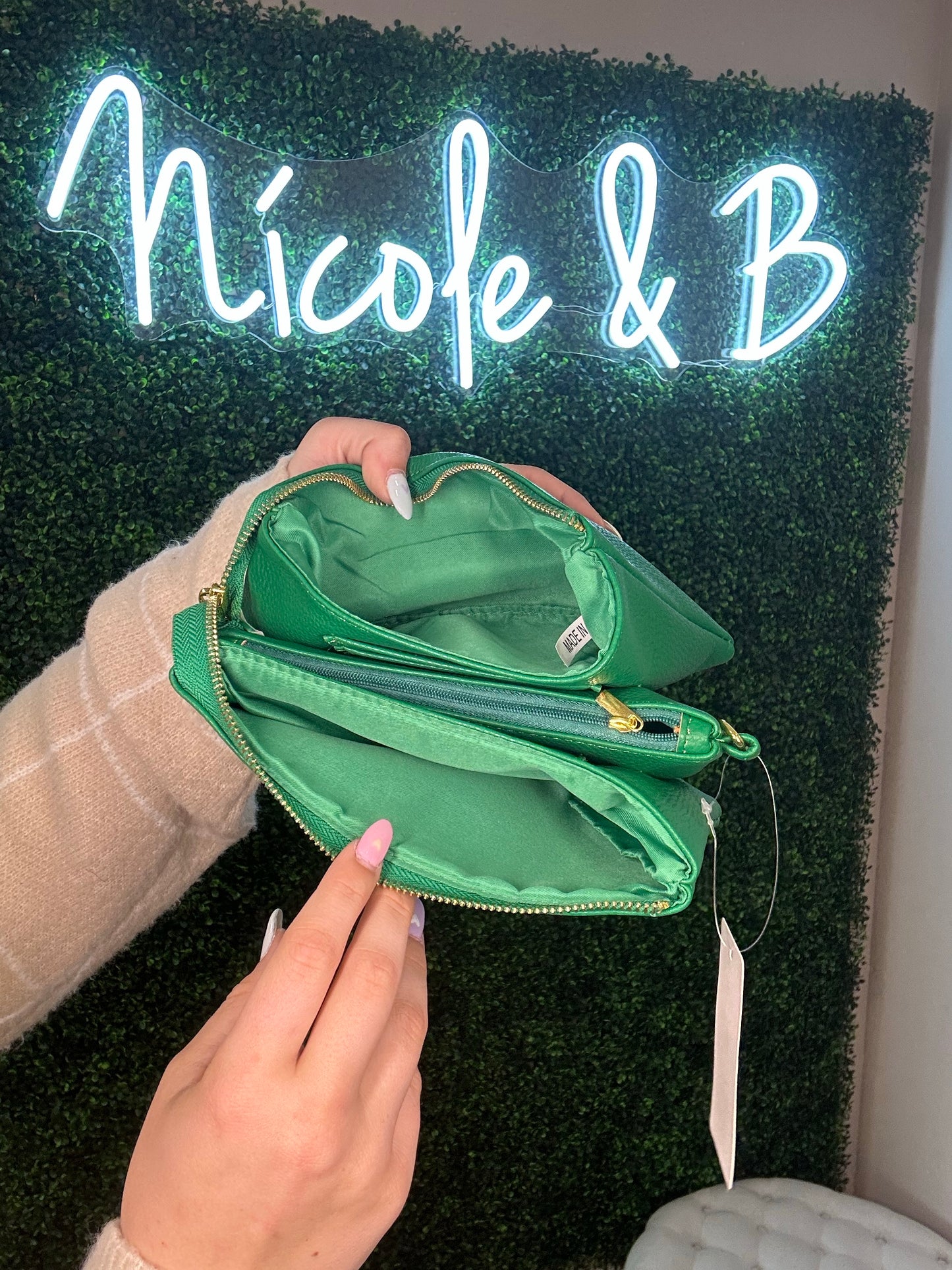 Green purse