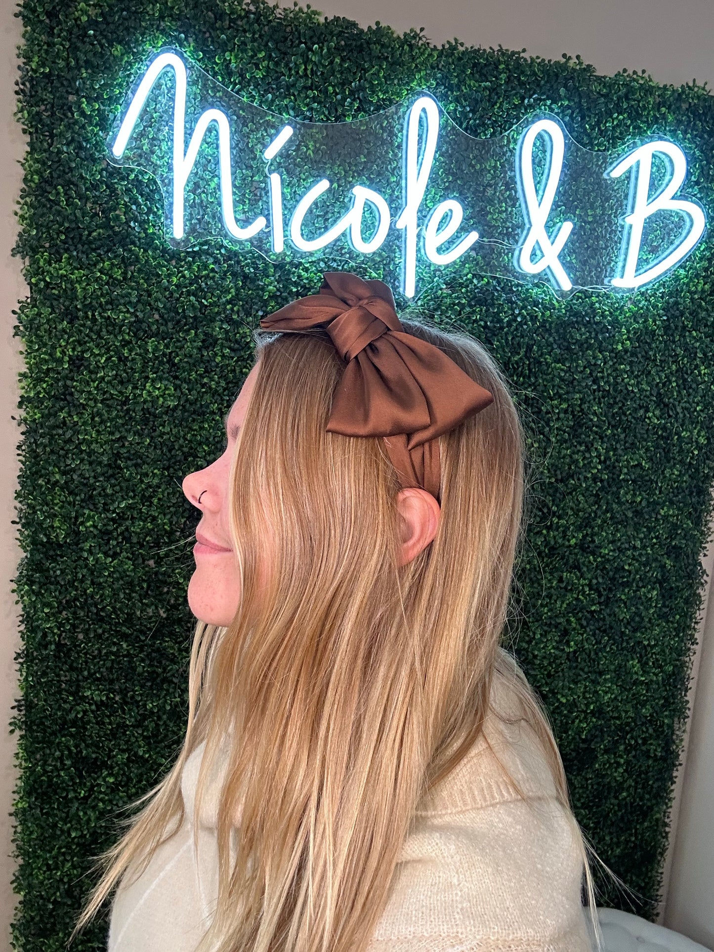 Brown bow headband
