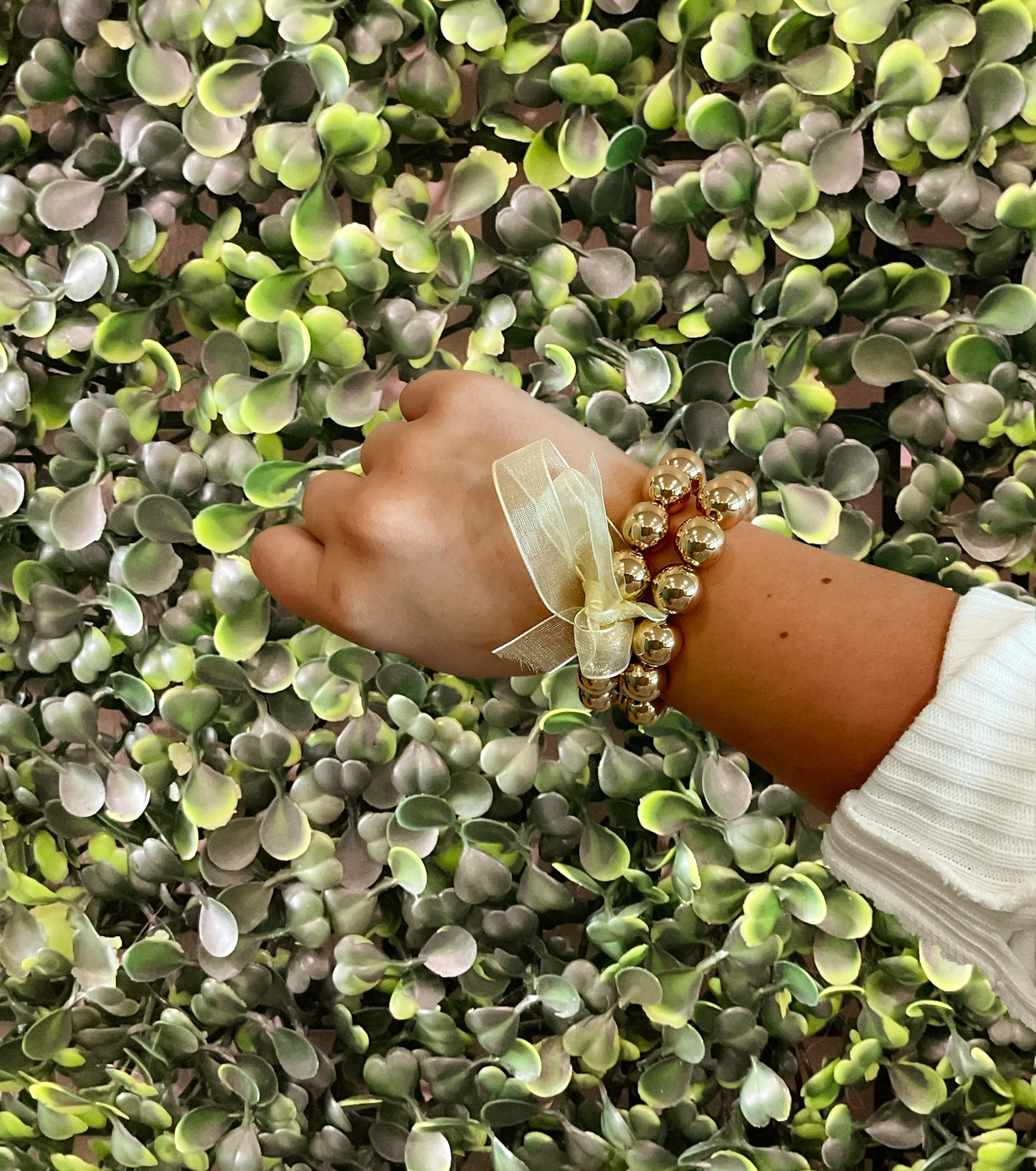 Beaded Gold Pearl Bracelet ft. Ribbon